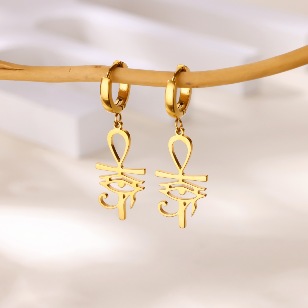 Eye of Horus Egypt Pendant Ear - Women Fashion Egypt recensie en prijs