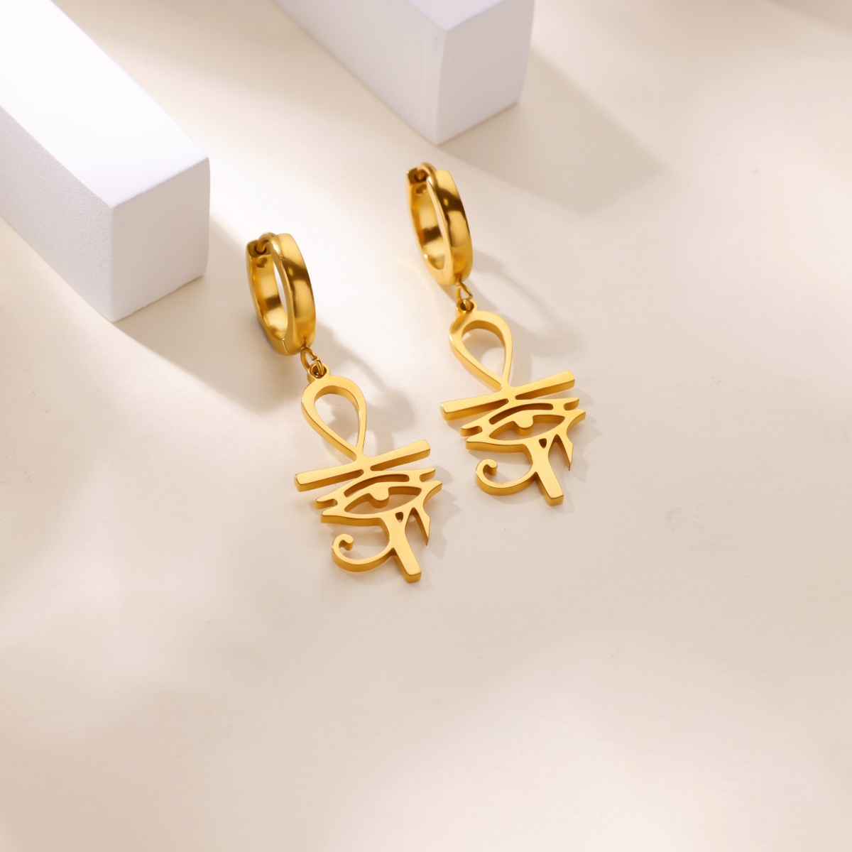Eye of Horus Egypt Pendant Ear - Women Fashion Egypt recensie en prijs